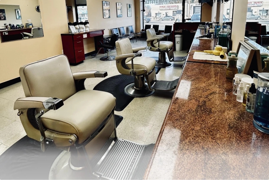 ULTIMATE MEN'S HAIR REPLACEMENT