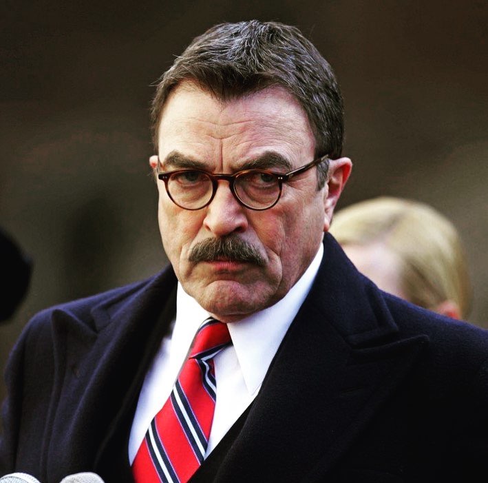 Trägt tom Selleck ein Toupet?